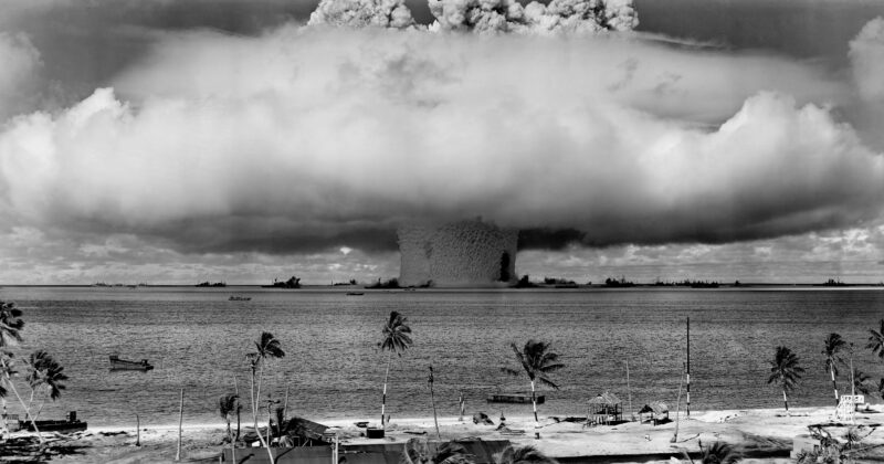 La Coalition condamne l’intention du gouvernement des États-Unis d’effectuer de nouveaux essais nucléaires.
